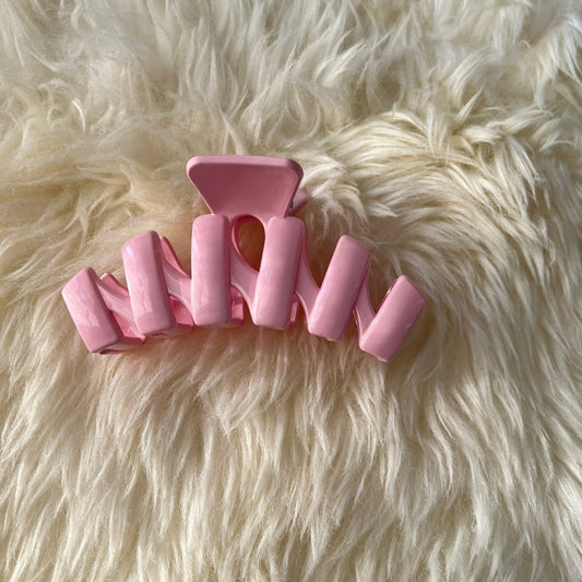 Bubble Gum Pink Claw Clip